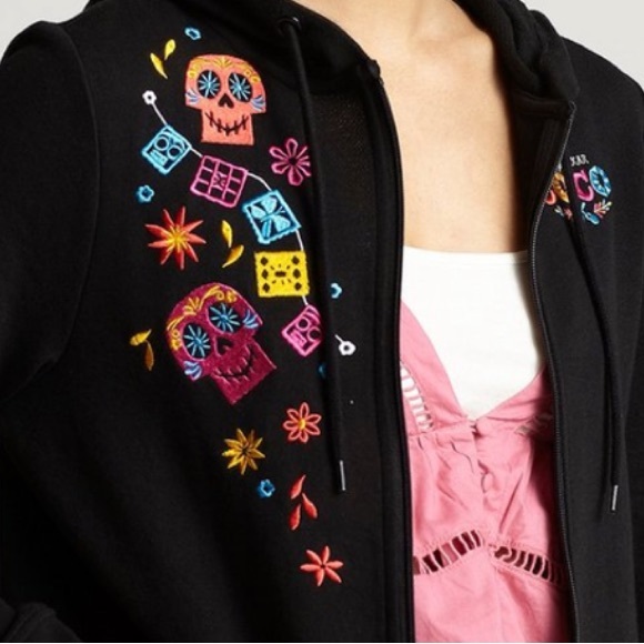 NWT Her Universe Disney Pixar Coco Embroidered Hoodie Her Universe Exclusive - Picture 5 of 6